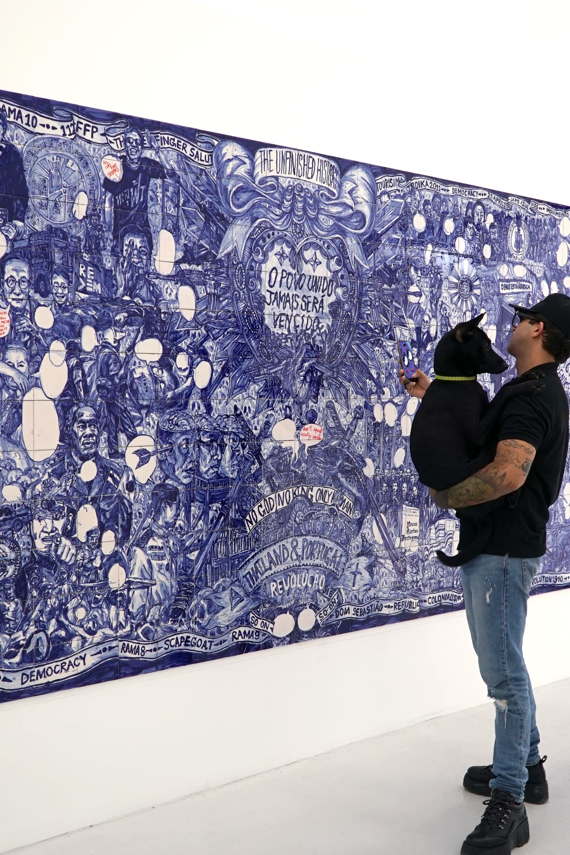 Thai and Portuguese Revolution install view 01